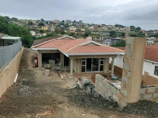 HANDYMAN / BUILDER / ALL ROUNDER LOOKING FOR WORK