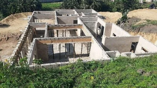 BUILDER / ALL ROUNDER LOOKING FOR WORK