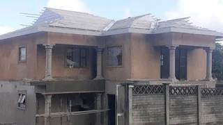 HANDYMAN/ BUILDER/ ALL ROUNDER LOOKING FOR WORK