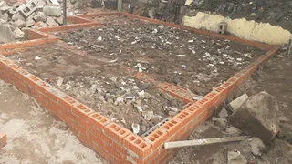 BUILDER / HANDYMAN / ALL ROUNDER LOOKING FOR WORK