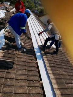 BUILDER / HANDYMAN / ALL ROUNDER LOOKING FOR WORK