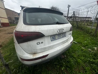 2010 Audi Q5 2.0 TDI - incomplete project
