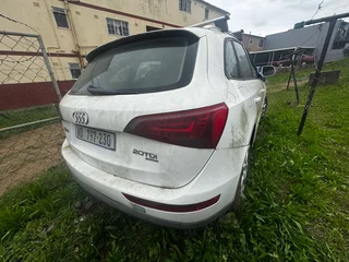 2010 Audi Q5 2.0 TDI - incomplete project