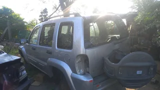 Jeep Cherokee 3.7 v6 spares