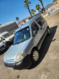 Citroen Berlingo 1.4 petrol 5 speed manual 2006