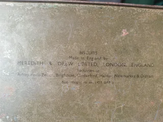 Vintage QE II Coronation Meredith &amp; Drew Biscuit Tin