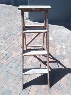 Wooden Folding Steps 4ft - Very sturdy