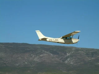 Cessna 182 RG