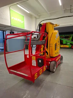 2014 JLG TOUCAN 10e