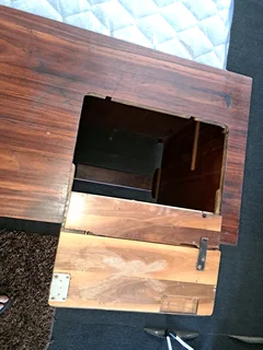 Sewing cabinet