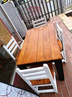 Dinning table 4x chairs