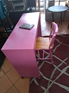 Desk chair