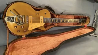 Cash for old fender and gibson guitars