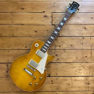 Cash for old fender and gibson guitars