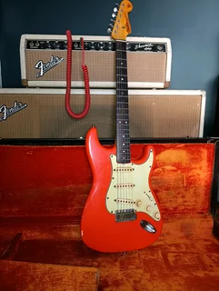 Vintage fender and Gibson guitars wanted!