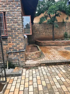 Room to rent in Clayville East. Olifantsfontein