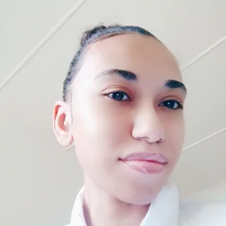 26-Year-Old Female Looking for a Waitressing/Hospitality Job