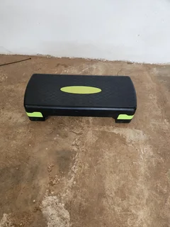 Second Hand Aerobic Double Stepper