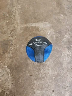 Second Hand Headstart 5kg Medicine Ball