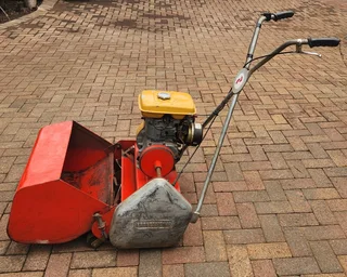 Second Hand Robin EY20 Professional Lawn Mower
