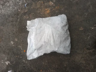 4 kg braai coals brackets