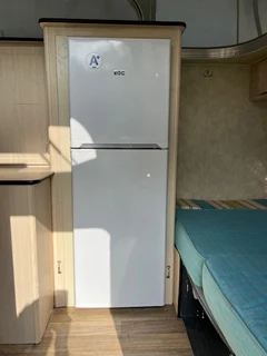 JURGENS SWING CARAVAN