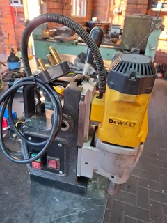 Dewalt mag base drill