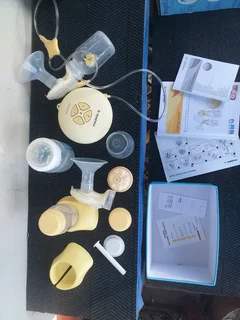 Medela Swing Maxi double electric breast pump Secondhand good condition R1000