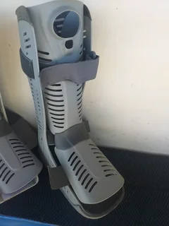 3 moonboots No cushions inside as seen on the photos R250 for all as is