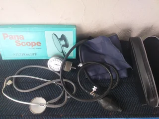 Pana Scope and blood presure thing Some parts missing R250 as is