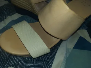 Ladies wedge shoes size 6 Good condition R69