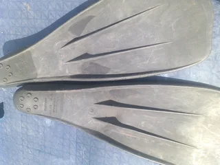 Swim shoes Fits shoe size 5,6 Secondhand R99