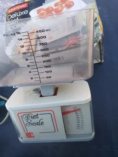 Mini diet scale 450ml R79