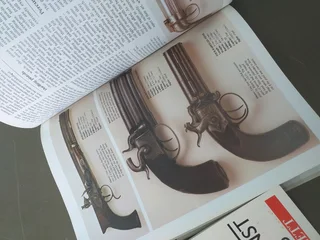 The Illustrated Encyclopedia of 19th Century Firearms-Major F Myatt book R105