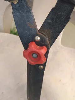 Garden Shears Secondhand its nice and Sharp R195