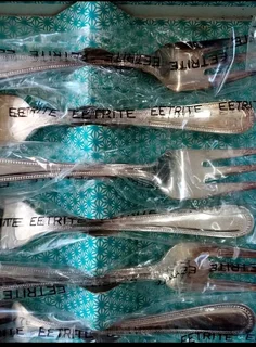 Set of six silver-plated forks in their original packaging