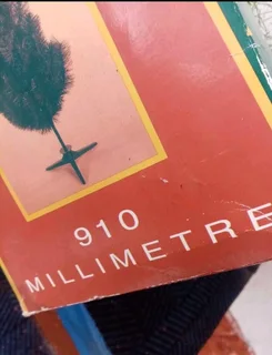 Small Christmas treeSecondhand (no foot stand can place it in a pot) R129