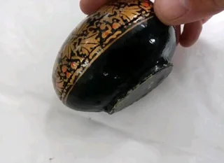 Vintage EGG Shaped TRINKET Box, Black and Gold Pattern, Jewelry Box, Vintage Lacquer Finish