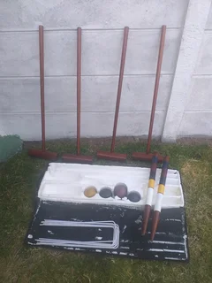 4-Player Croquet Set with Portable Travel Case Complete Set Vintage R495