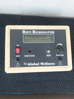Rife Resonator machineWorking Theres no powerplug (i used a universal charger to test it