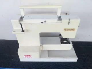 Bernette 320 sewing machineUntested..it did work last used. No Pedal and no plug.