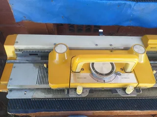 Empisal knitting machine Dont know if all parts is there R895