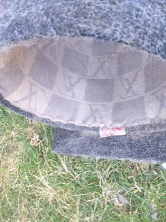 Cat scratcher 77cm high x 50cm wide Secondhand R395