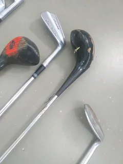 X11 mix old golf clubs R300 for the lot