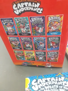 Captain Underpants books Its not the complete set there should be 12 books here is 8 books