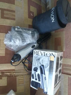 Revlon 1000W Hot Air Brush/Styler Working good R229