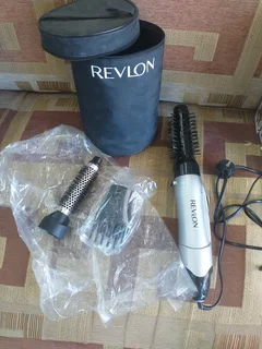 Revlon 1000W Hot Air Brush/Styler Working good R229