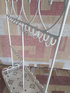 white metal heart-shaped jewelry stand 38cm x 25cm x 12cm R195