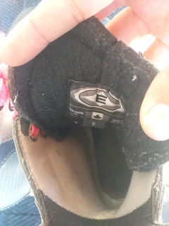 Synergy300 Ice Skates Size 5Secondhand (the blades has some rust on and needs a sharp)R499