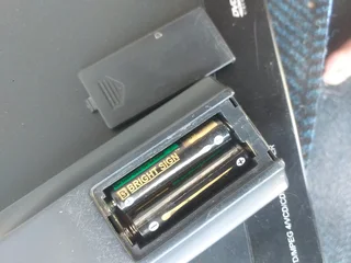 Sinotec DVD with remote Working condition The remote needs batteries (remote untested) R100